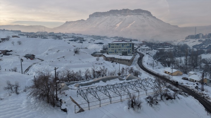 çöktü kar Hakkari