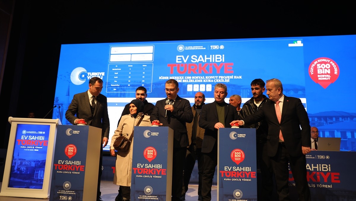 Iğdır'da Yüzyılın Konut Projesi kapsamında yapılacak konutların hak sahipleri kurayla belirlendi