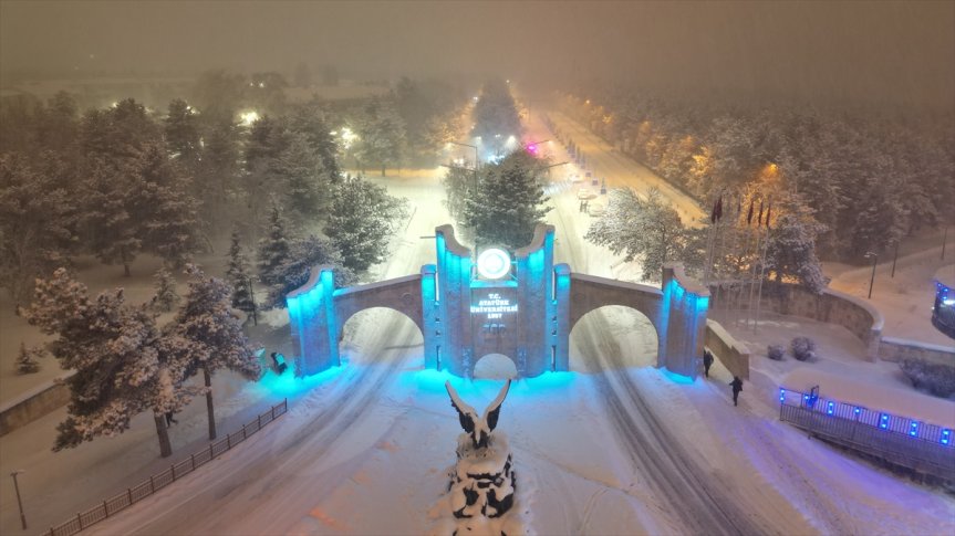 kaplanan tarihi Karla görüntülendi dronla Erzurum