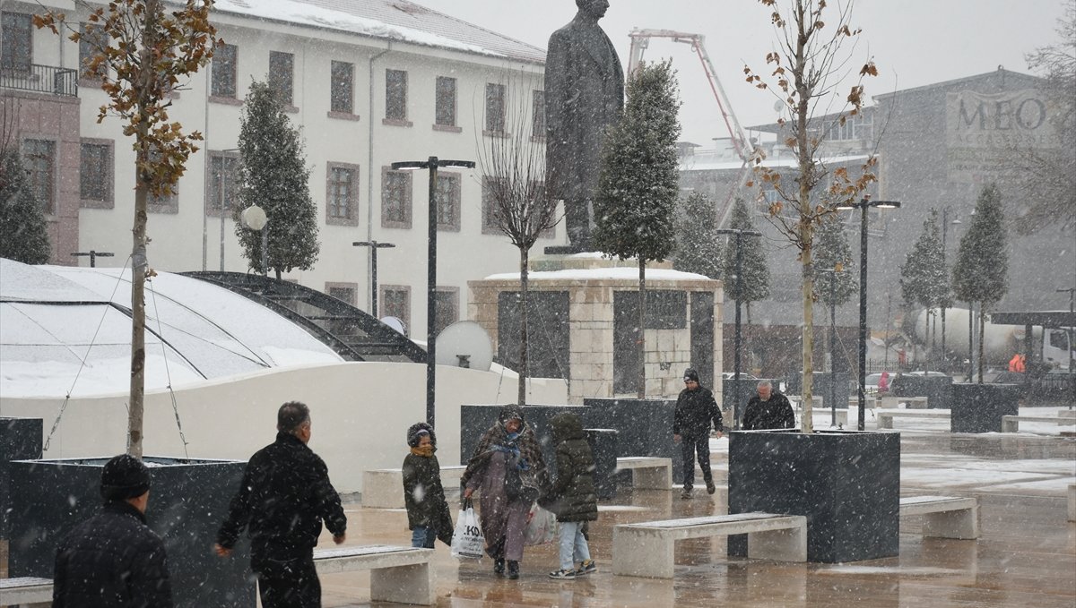 Malatya'da kar etkili oluyor