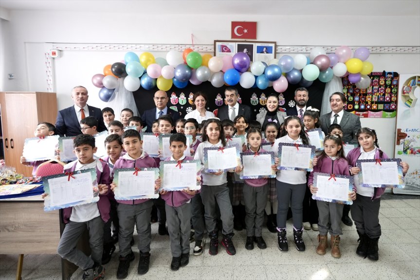 Milli Eğitim Bakanı Tekin, Ağrı