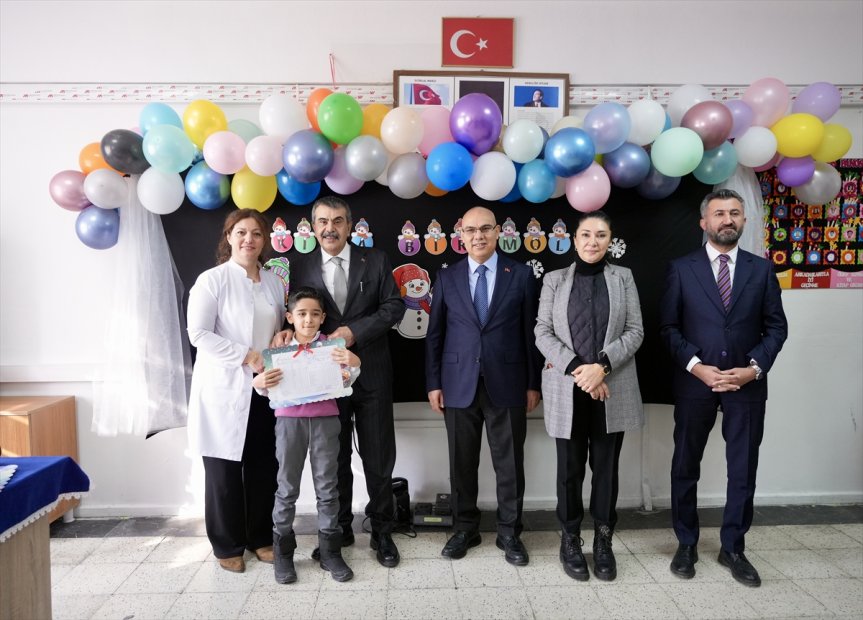 Milli Eğitim Bakanı Tekin, Ağrı