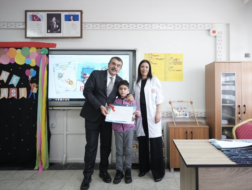 Milli Eğitim Bakanı Tekin, Ağrı