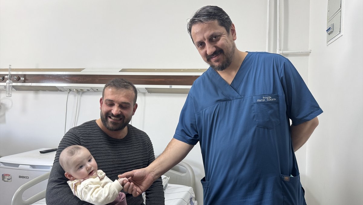 Minik Nursena erken teşhisle böbrek yetmezliğinden kurtuldu