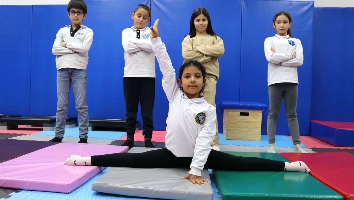 Okullardaki atıl depolar öğrenciler için spor salonlarına dönüştürüldü