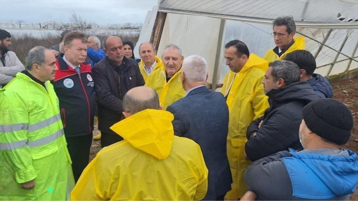 TARSİM'den Antalya'da su baskınından etkilenen seralara ziyaret