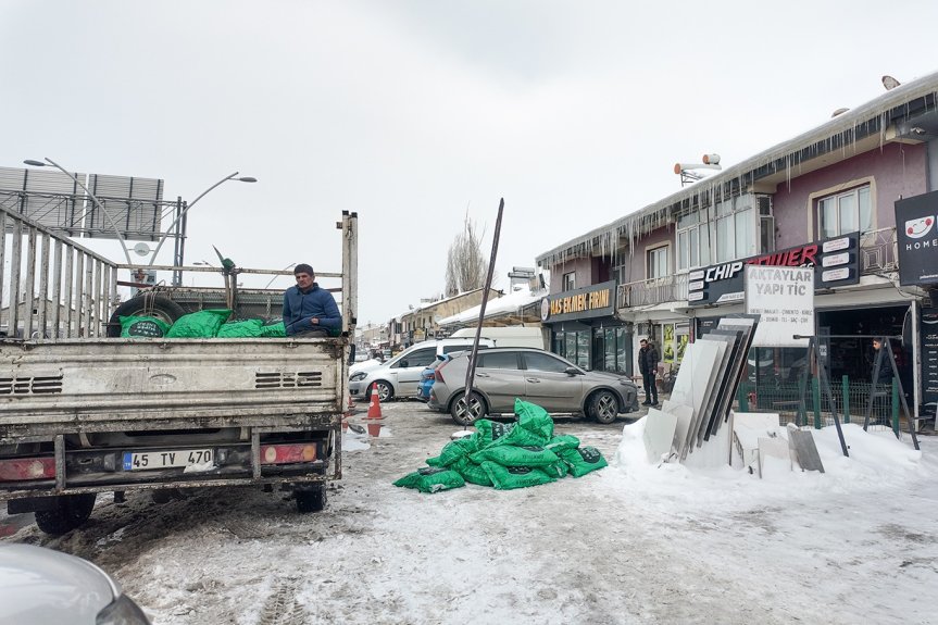 Umut Kervanı ekiplerinin Ağrı