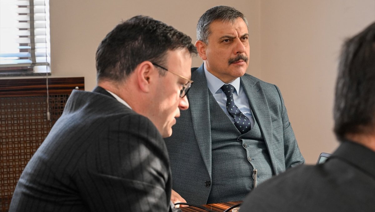 Yakutiye Kaymakamlığı 2025'te eğitim ve sosyal yardım çalışmalarıyla öne çıktı