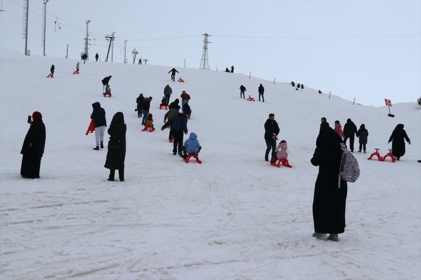 engelli etkinliği Ağrı moral yüzücülere kayak merkezinde İbrahim Üniversitesinden Çeçen 2