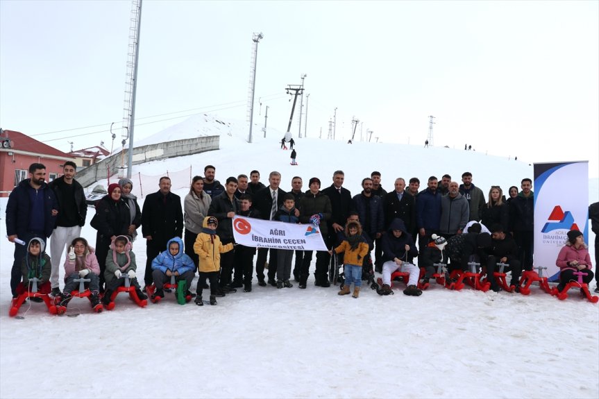 kayak İbrahim moral Çeçen Ağrı Üniversitesinden etkinliği yüzücülere merkezinde engelli 4