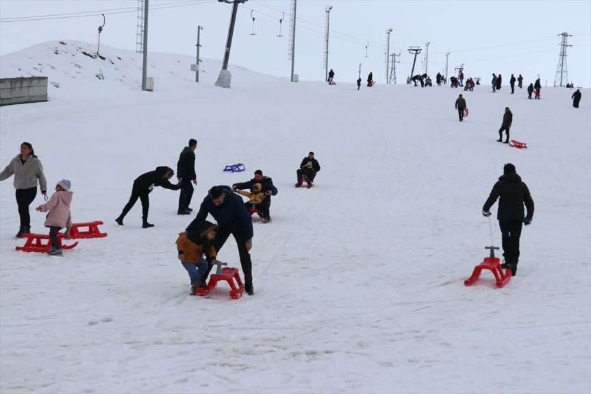 Çeçen kayak Üniversitesinden etkinliği İbrahim merkezinde moral yüzücülere Ağrı engelli 5