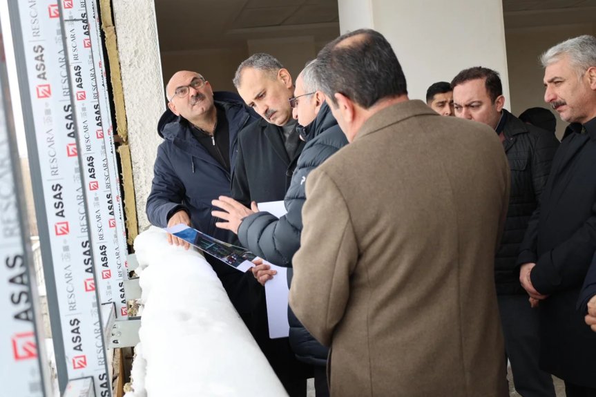 Ağrı Valisi Önder Bozkurt, İl Halk Kütüphanesi 3