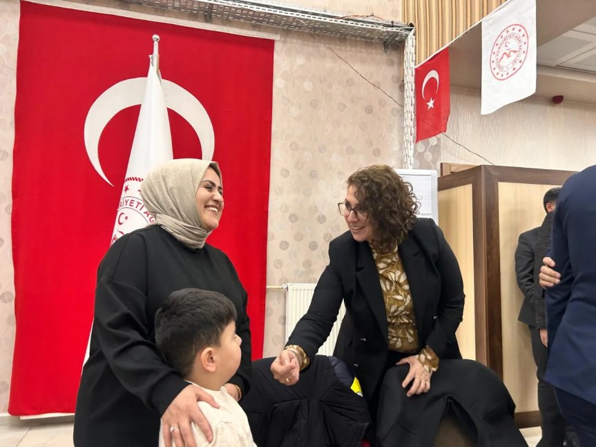 Ağrı Valisi Önder Bozkurt, şehit aileleri ve gazilerle iftarda bir araya geldi 7