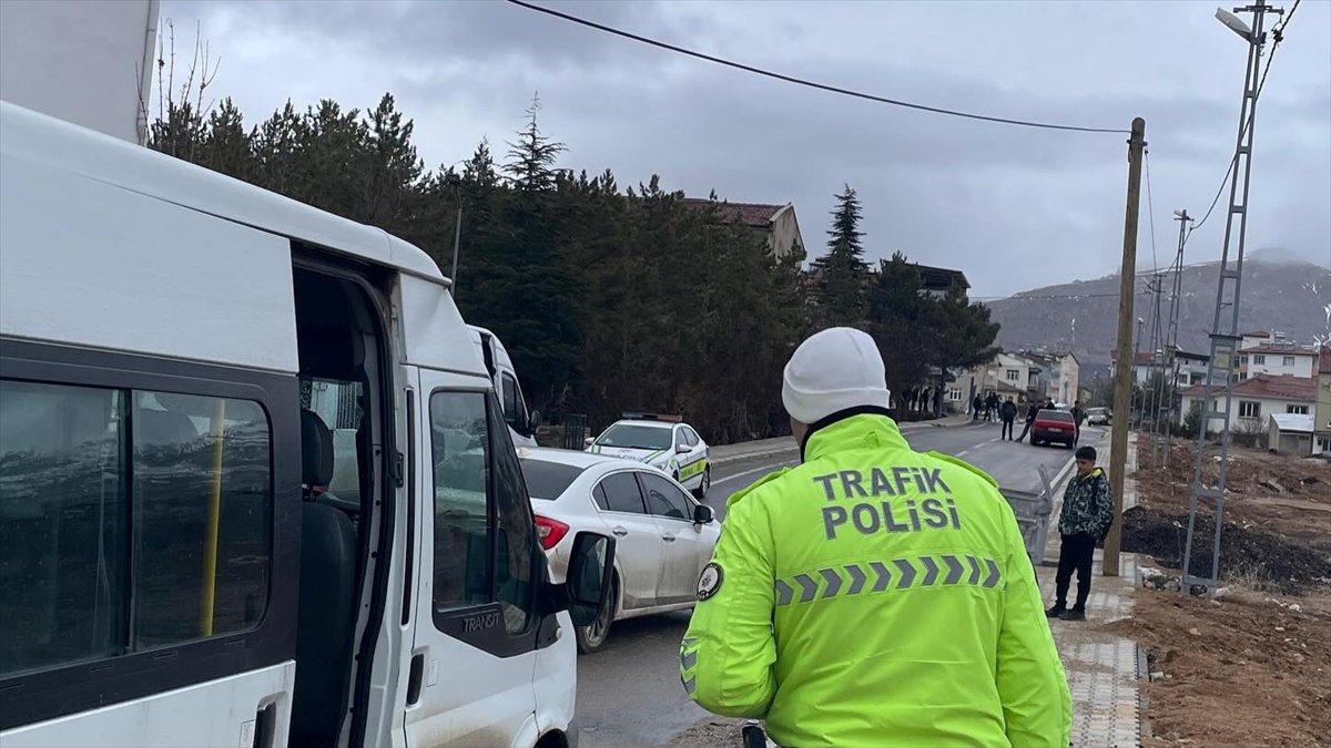 Baskil'de okul servis araçları denetlendi