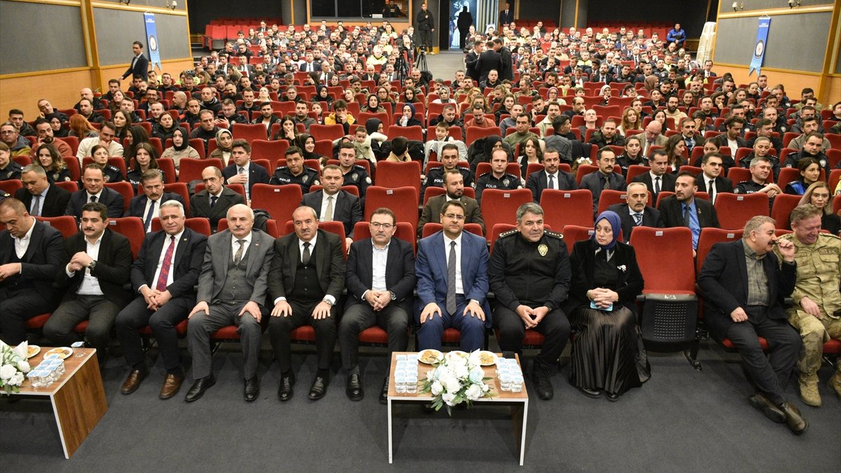 Erzurum'da sigarayı bırakan 199 polis ödüllendirildi