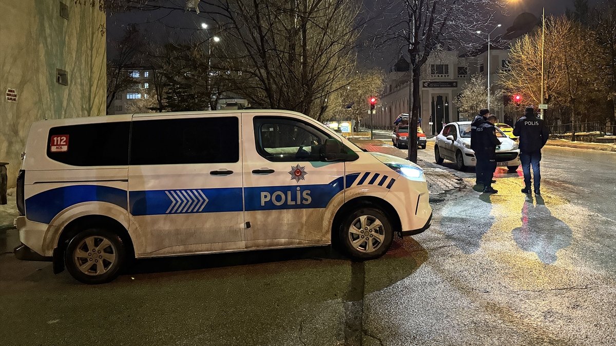 Erzurum'da taksinin çarptığı yaya ağır yaralandı