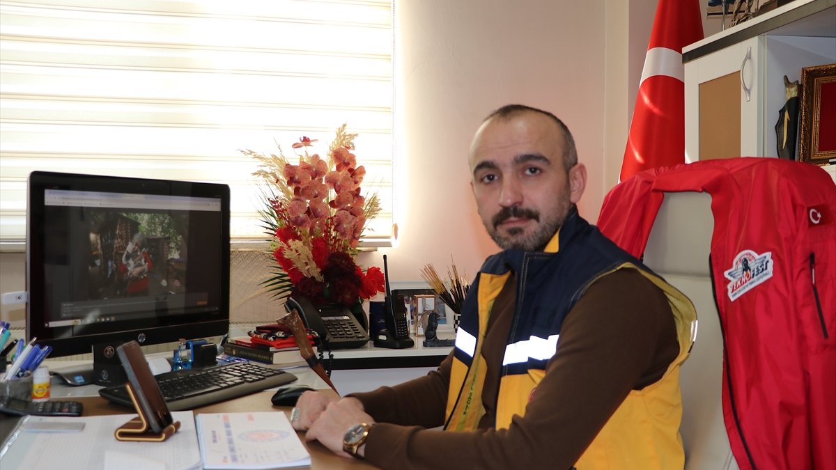 Erzurum İl Ambulans Servisi Başhekimi Taş, AA'nın Yılın Kareleri oylamasına katıldı