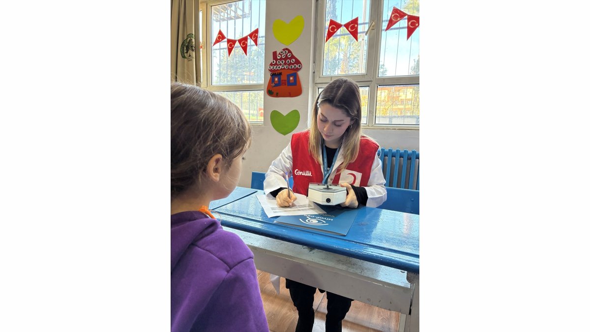 Hatay'da çocuklara yönelik göz sağlığı taraması yapıldı