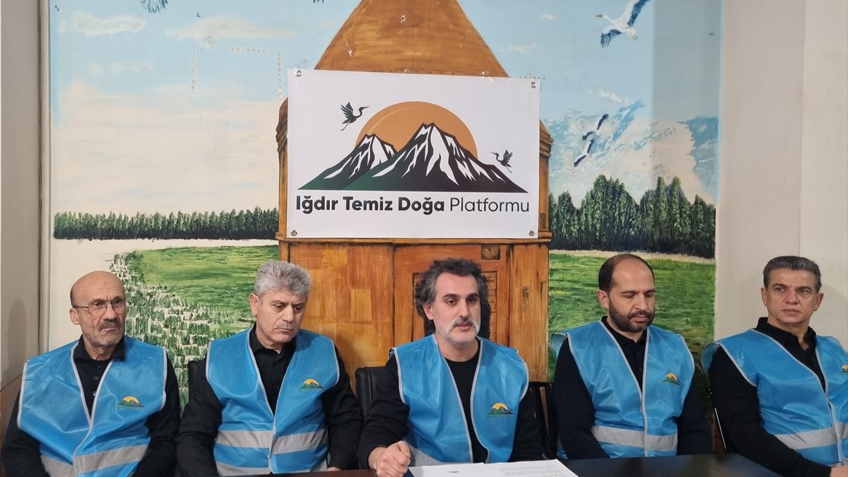 Iğdır Temiz Doğa Platformu kentin kirli havasına dikkati çekti