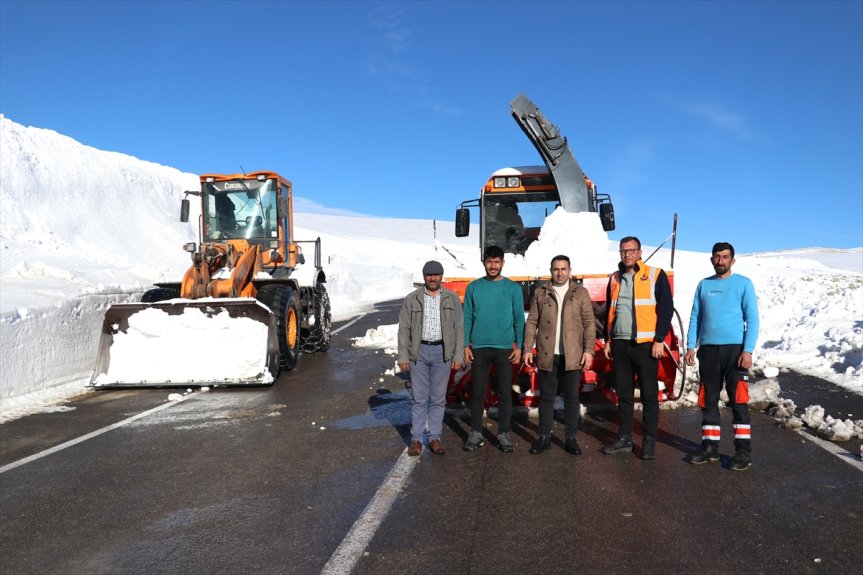 metrelerce Kar karla mücadele yolunda yükseklikteki kaplanları, Ağrı-Kağızman ediyor kara 3