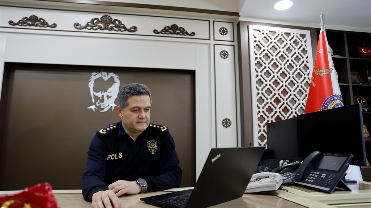 Malatya İl Emniyet Müdürü Ay, AA'nın Yılın Kareleri oylamasına katıldı