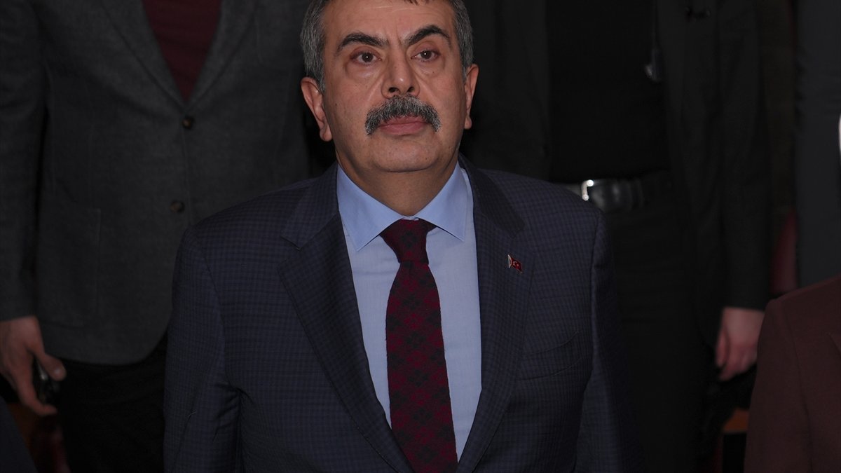 Milli Eğitim Bakanı Tekin, Erzurum'da Sosyal Konut Dağıtım Programı'nda konuştu: