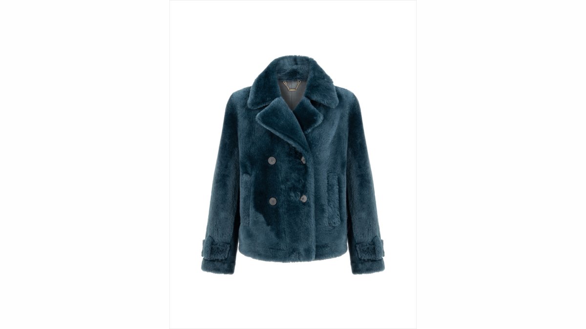 NetWork kış sezonu için kürk dokulu dış giyim seçkisini tanıttı