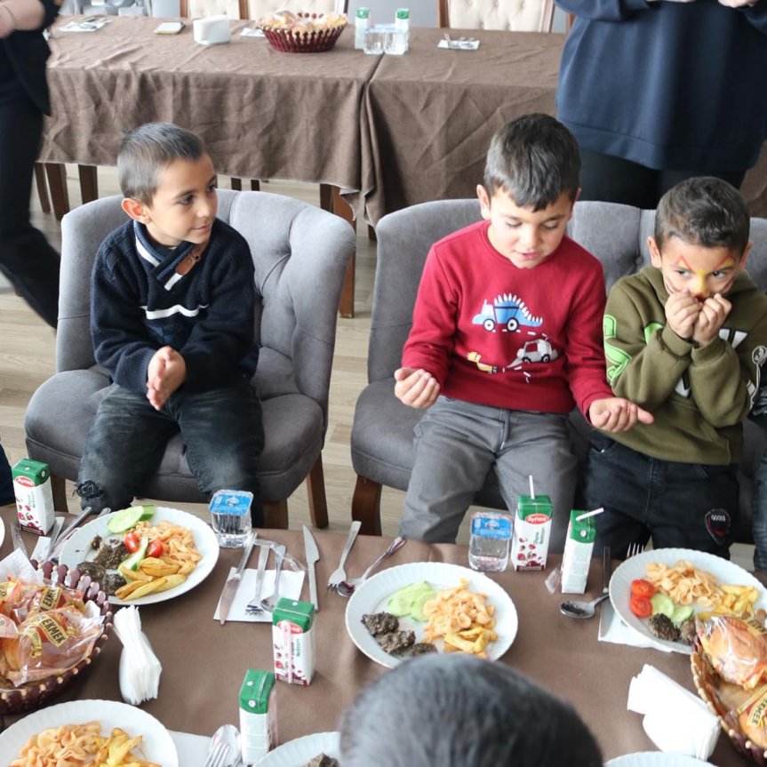 Patnos Büyük Kalplere Minik Dokunuşlar Programı Düzenlendi 8