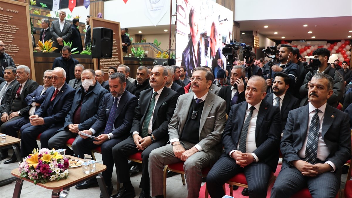 TOBB Başkanı Hisarcıklıoğlu, Elazığ'da fuar açılışında konuştu: