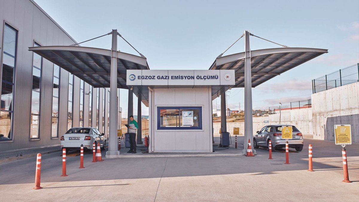 TÜVTÜRK'ten araç sahiplerine egzoz emisyon ölçümü uyarısı