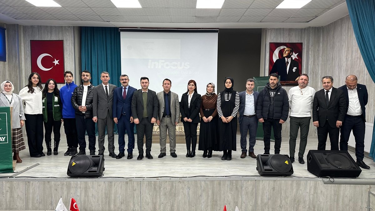 Yeşilay Hakkari Şube Başkanlığına Merve Demir seçildi