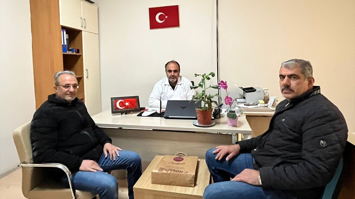 Ağın Belediye Başkanı Çakar, sağlık çalışanlarını ziyaret etti.
