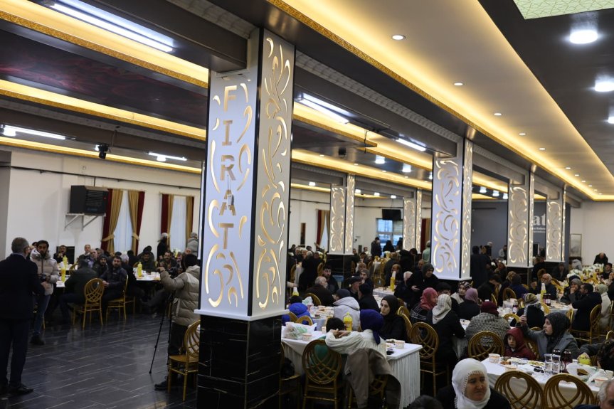 AĞRI BELEDİYESİ YURTTAŞLARLA İFTAR SOFRASINDA BULUŞTU 3