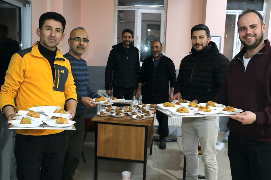 okulundaki için Ağrı