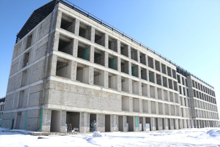 sürüyor 270 izolatörlerin yataklı inşası Ağrı