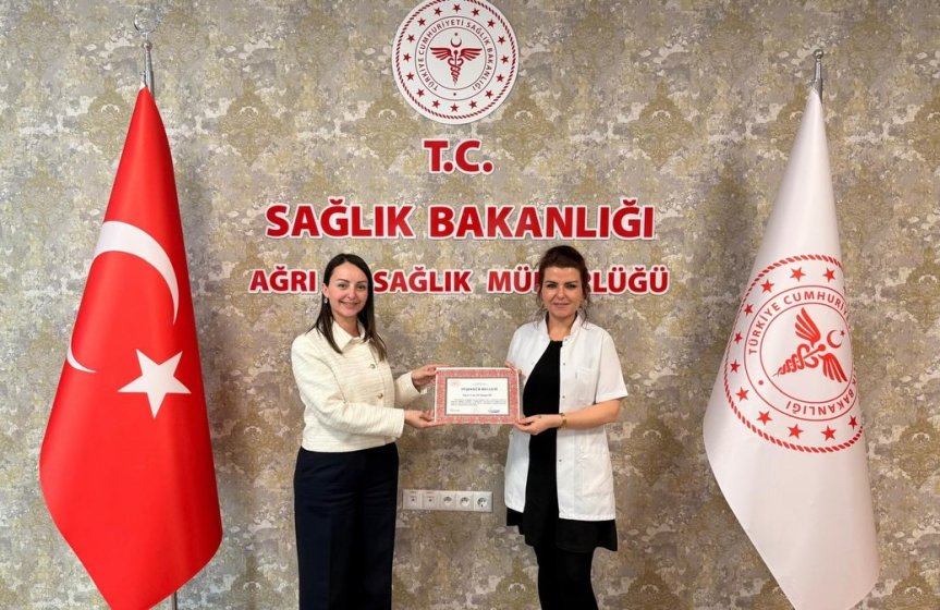 Ağrı Eğitim ve Araştırma Hastanesinde Yılın Hekimi 2