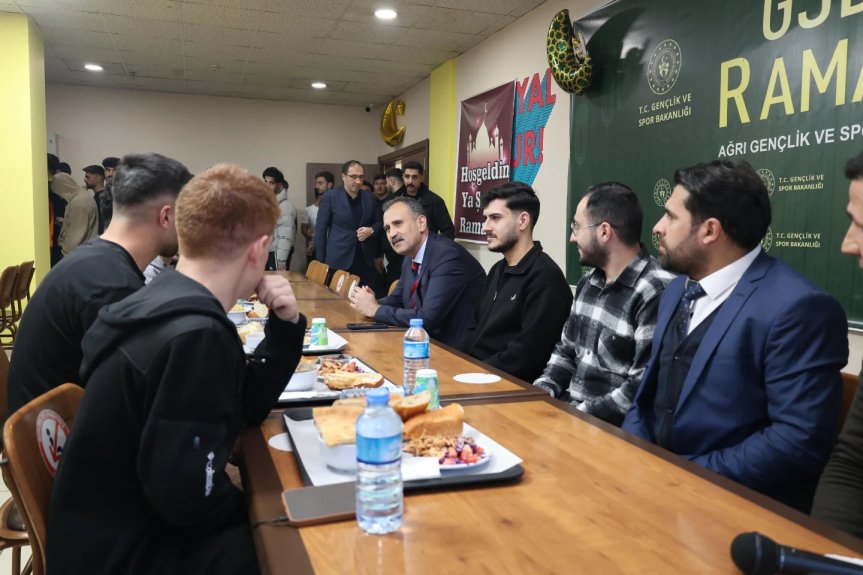 ağrı İshak Paşa Erkek Öğrenci Yurdu iftar 2