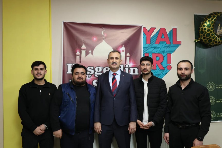 ağrı İshak Paşa Erkek Öğrenci Yurdu iftar 3