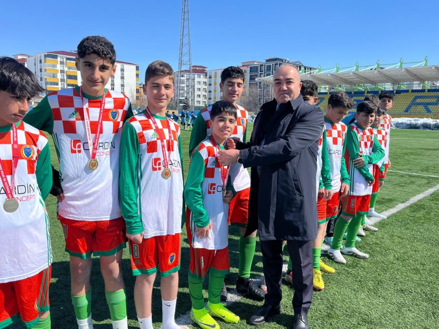 Ağrı Okul Sporları Yıldızlar Futbol Grup Müsabakaları 3