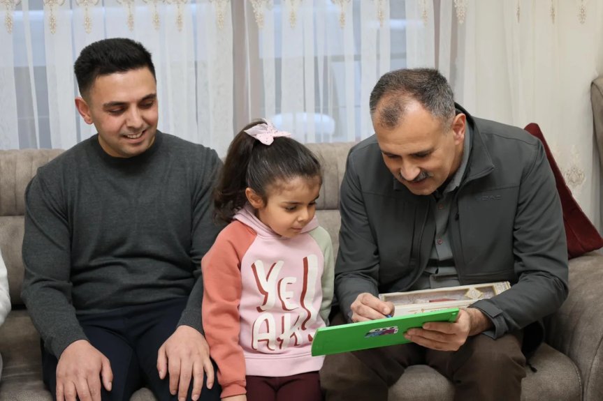 Ağrı Valisi Bozkurt, Şehit Annesi Makbule Doğan