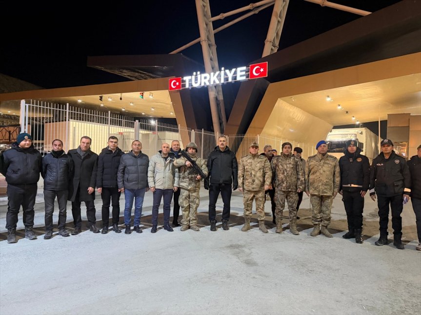 Türkiye-İran Valisi inceleme kapısında sınırındaki Bozkurt, gümrük yaptı Ağrı 1