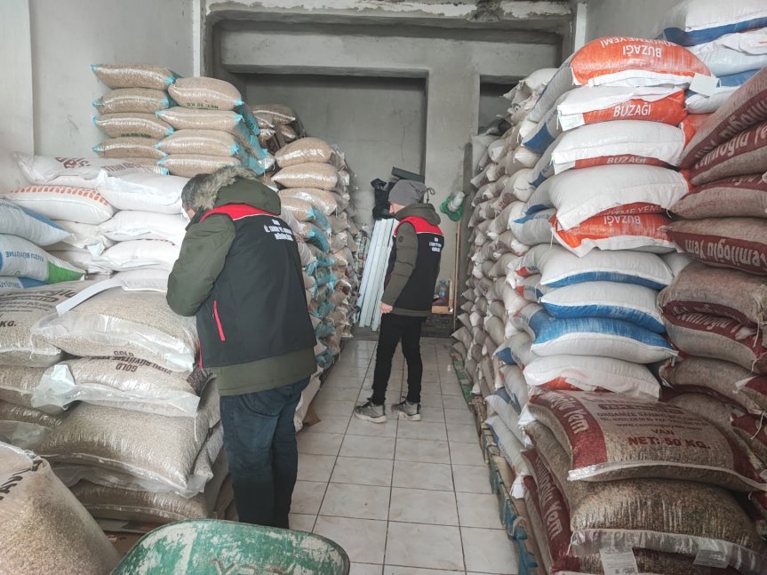 AĞRI YEM GÜVENİLİRLİĞİ İÇİN DENETİMLER ARALIKSIZ DEVAM EDİYOR 3