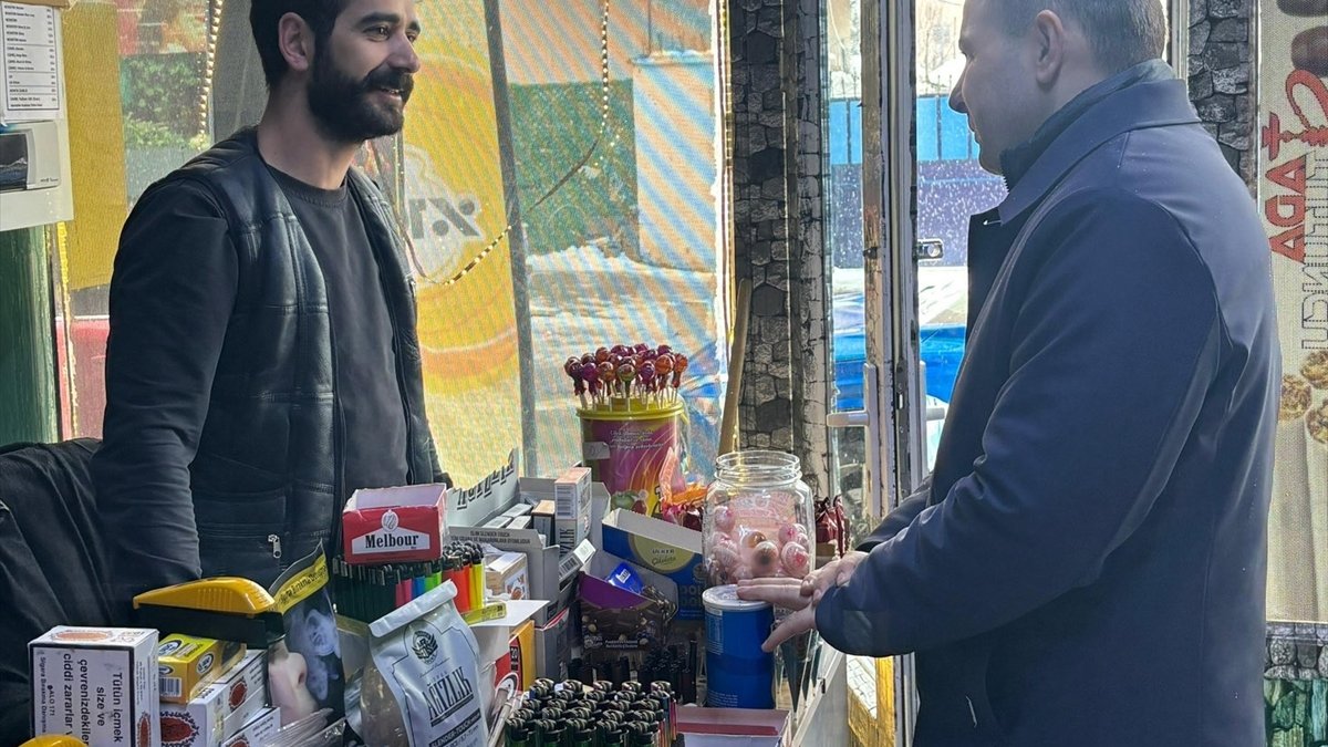 AK Parti Ardahan Milletvekili Kaan Koç esnaf ziyareti yaptı