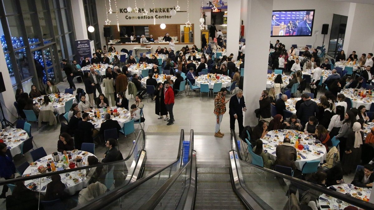 Biruni Üniversitesi Tıp Fakültesi Hastanesi 10. yılını kutladı