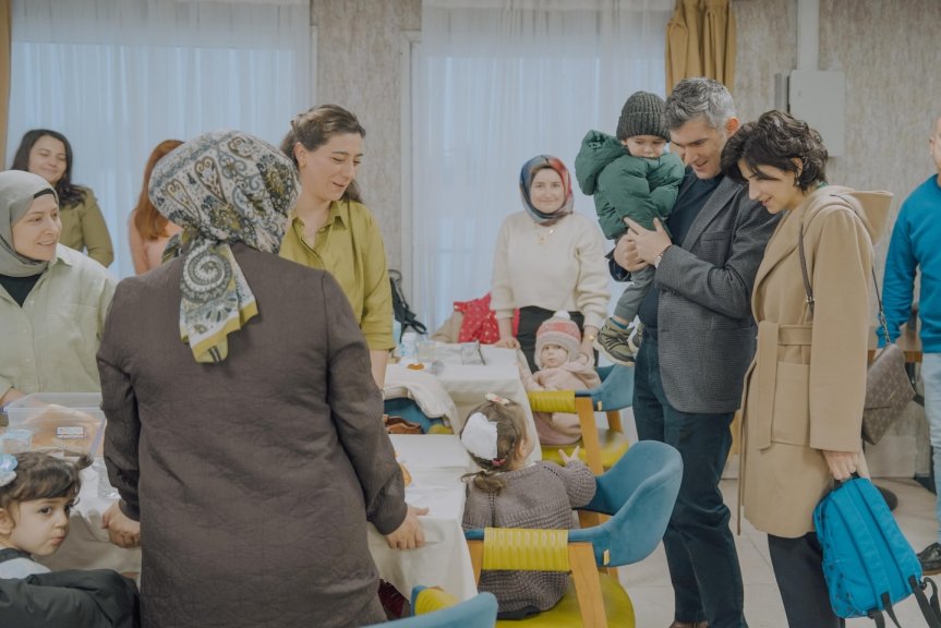 Diyadin Kaymakamı Furkan Korkusuz, 8 Mart dolayısıyla düzenlenen iftar programına katıldı 5