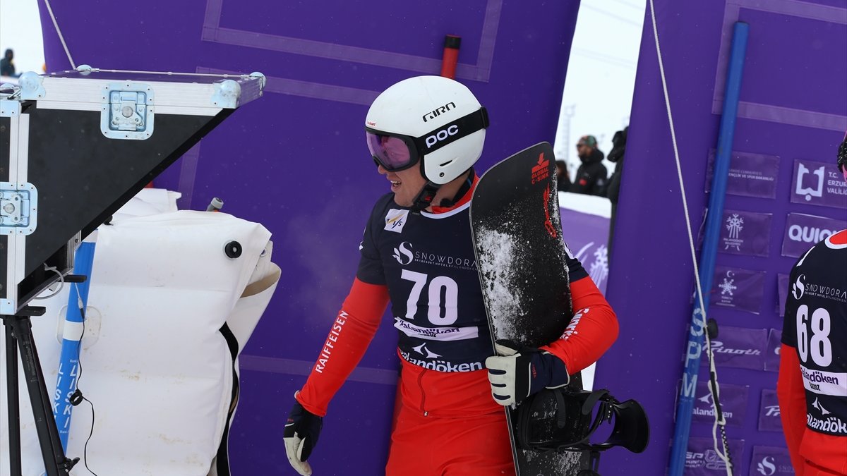 FIS SBX Snowboard Dünya Kupası başladı