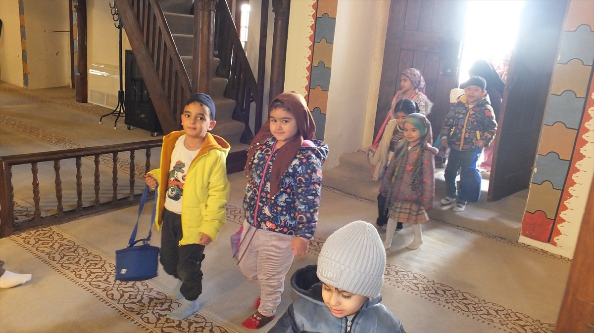 Keban'da öğrencilere camide tekne orucu etkinliği düzenlendi