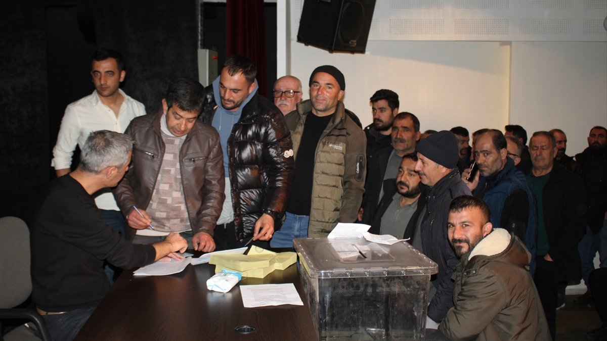 Malazgirt'e Esnaf ve Sanatkarlar Odası seçimi yapıldı