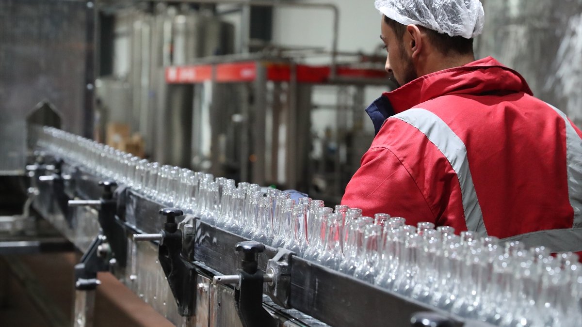 Ramazanda Erzincan'ın ekşi suyuna yoğun talep üretimi iki katına çıkardı