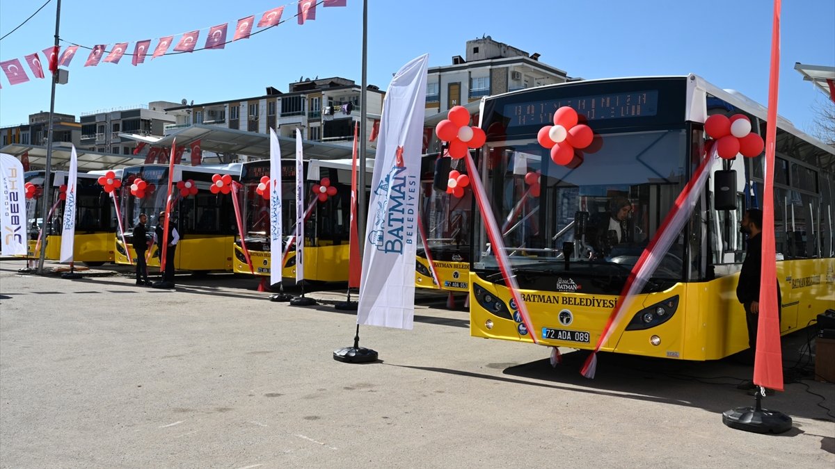 TEMSA Batman Belediyesine 10 yeni araç teslim etti